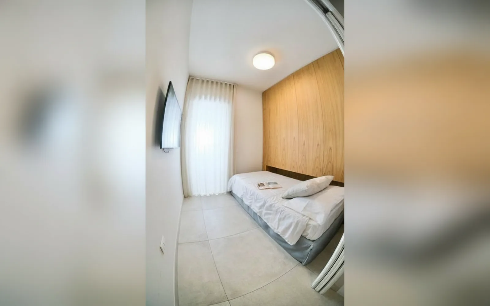 Camera con bagno privato — Agata Apartment, Polignano a Mare (foto 16)